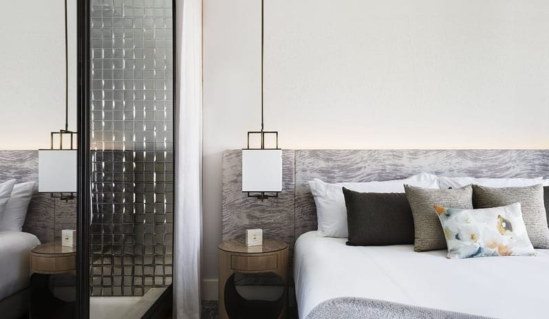 Dream Hollywood - 1 King Bed Bronze - Bed